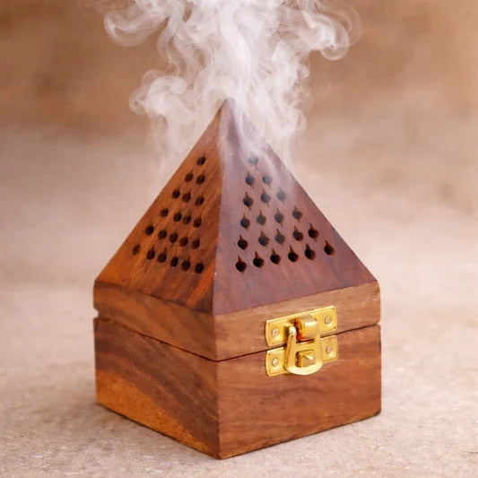 Wooden Pyramid Small Bakhoor Burner